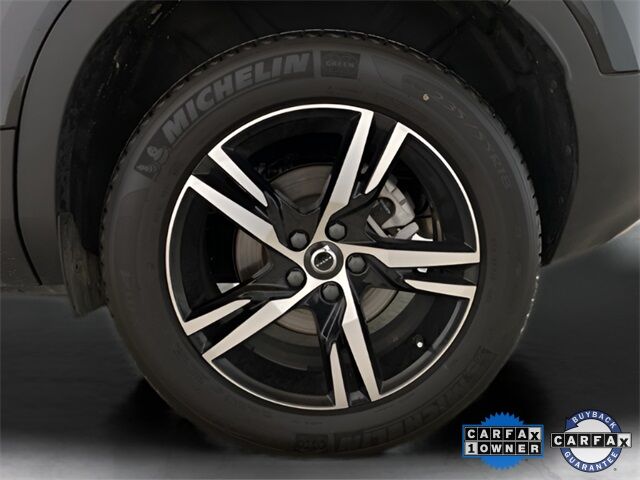 2025 Volvo XC40 B5 Core Dallas TX