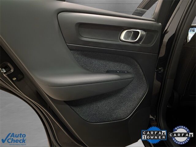 2025 Volvo XC40 B5 Core Dallas TX