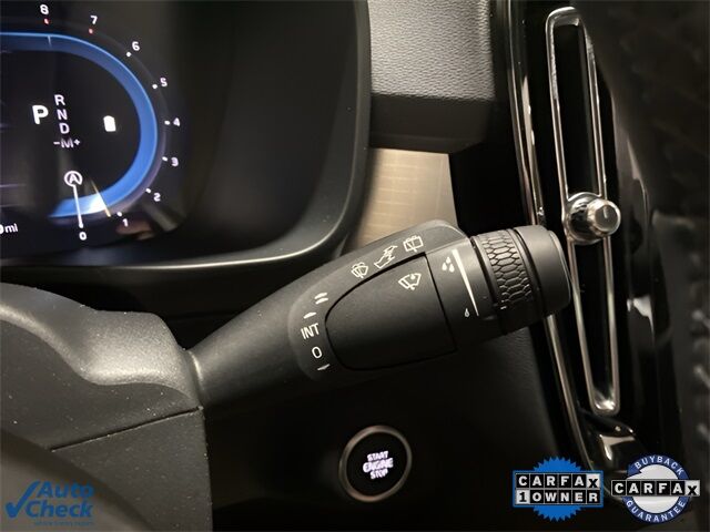 2025 Volvo XC40 B5 Core Dallas TX