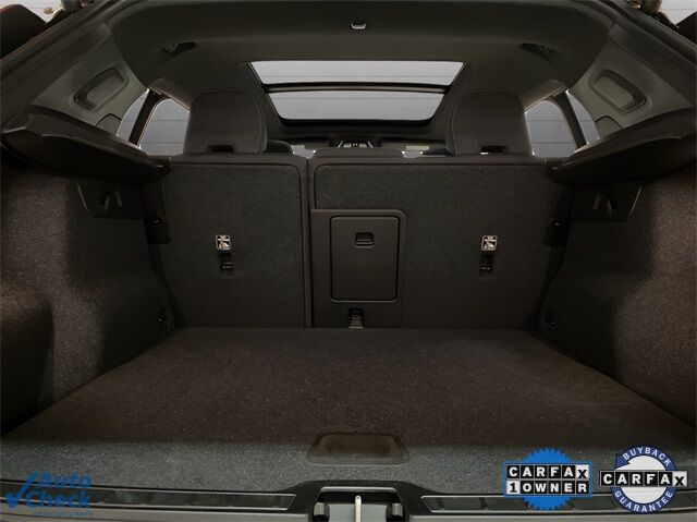 2025 Volvo XC40 B5 Core Dallas TX