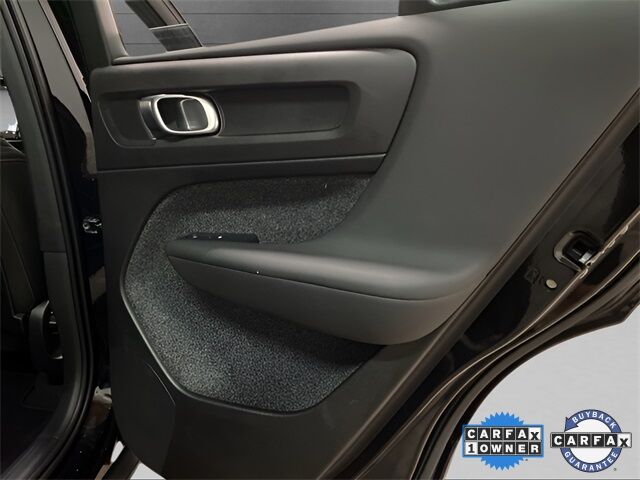 2025 Volvo XC40 B5 Core Dallas TX