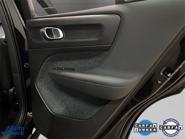 2025 Volvo XC40 B5 Core Dallas TX