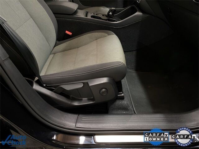 2025 Volvo XC40 B5 Core Dallas TX