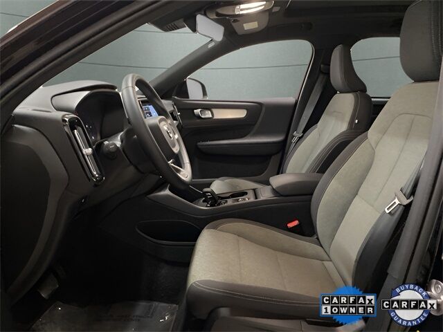 2025 Volvo XC40 B5 Core Dallas TX