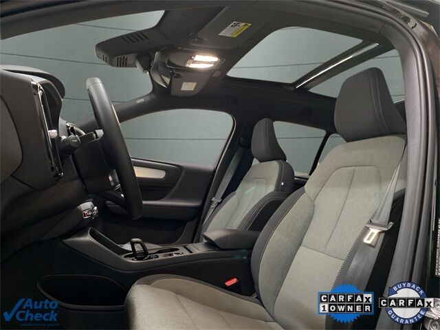 2025 Volvo XC40 B5 Core Dallas TX