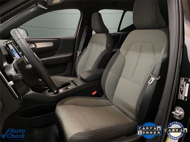 2025 Volvo XC40 B5 Core Dallas TX