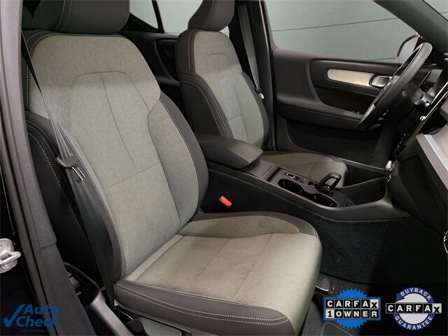 2025 Volvo XC40 B5 Core Dallas TX