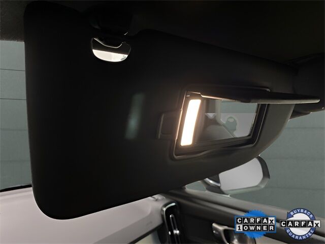 2025 Volvo XC40 B5 Core Dallas TX