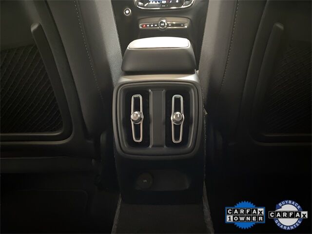 2025 Volvo XC40 B5 Core Dallas TX