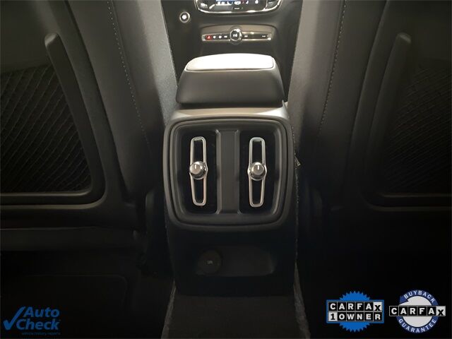 2025 Volvo XC40 B5 Core Dallas TX