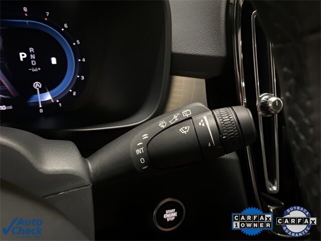 2025 Volvo XC40 B5 Core Dallas TX