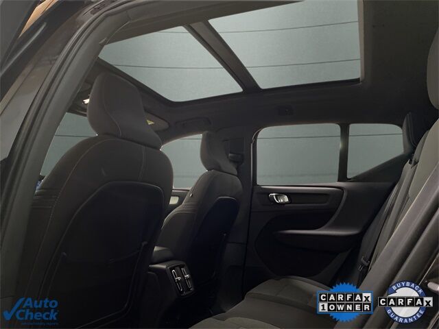 2025 Volvo XC40 B5 Core Dallas TX