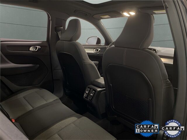 2025 Volvo XC40 B5 Core Dallas TX