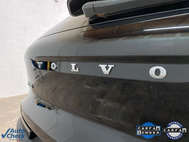 2025 Volvo XC40 B5 Core Dallas TX