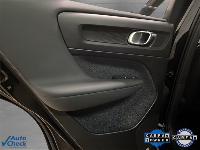 2025 Volvo XC40 B5 Core Dallas TX