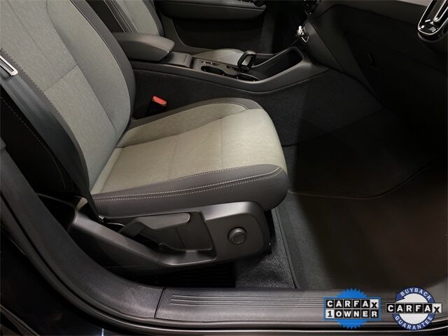 2025 Volvo XC40 B5 Core Dallas TX