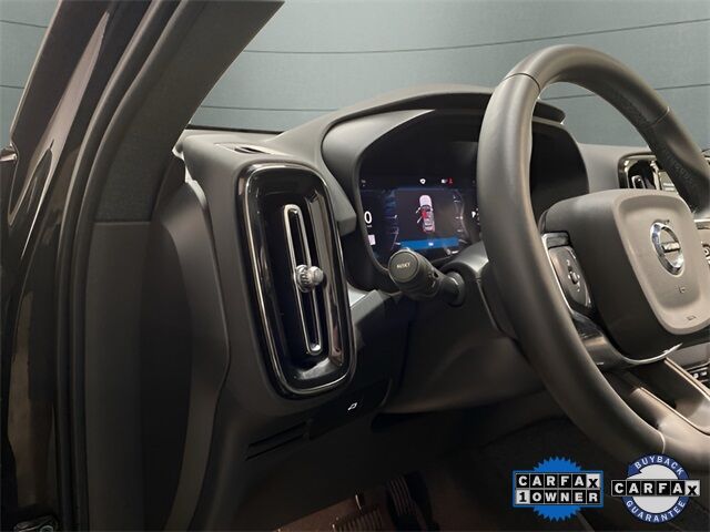 2025 Volvo XC40 B5 Core Dallas TX