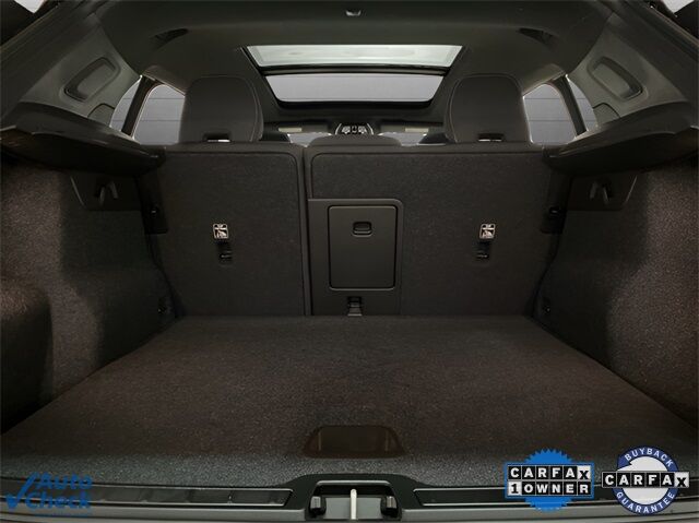 2025 Volvo XC40 B5 Core Dallas TX