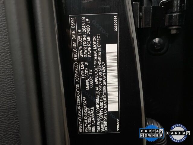 2025 Volvo XC40 B5 Core Dallas TX