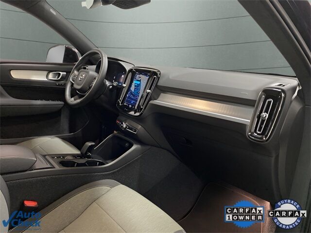 2025 Volvo XC40 B5 Core Dallas TX