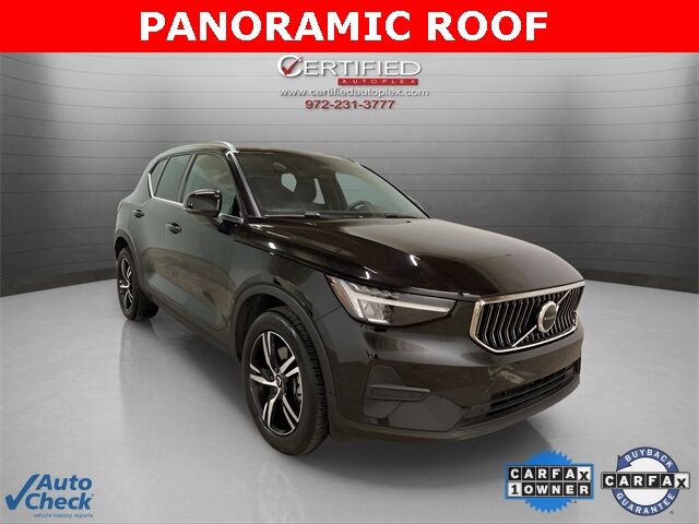 2025 Volvo XC40 B5 Core