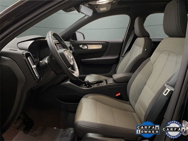 2025 Volvo XC40 B5 Core Dallas TX
