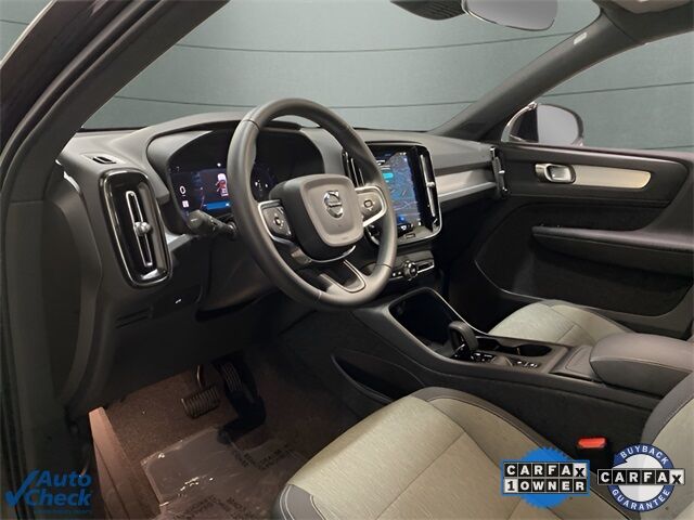 2025 Volvo XC40 B5 Core Dallas TX