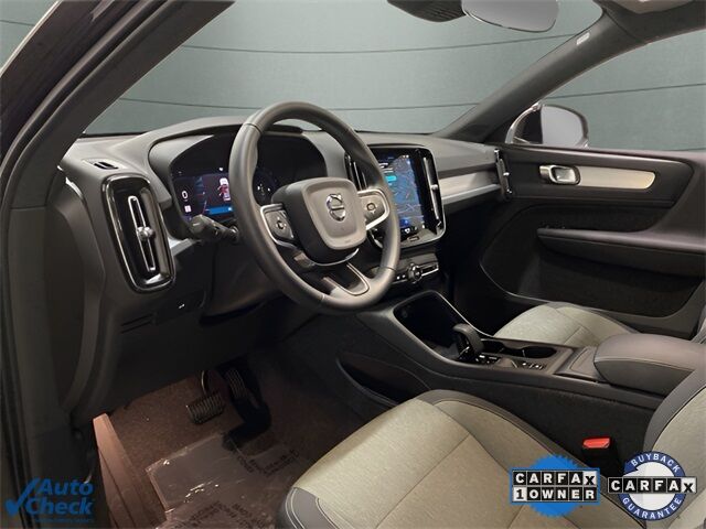 2025 Volvo XC40 B5 Core Dallas TX