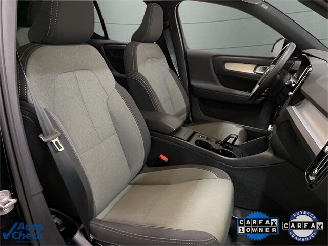 2025 Volvo XC40 B5 Core Dallas TX