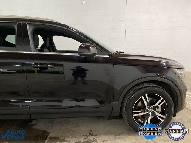 2025 Volvo XC40 B5 Core Dallas TX