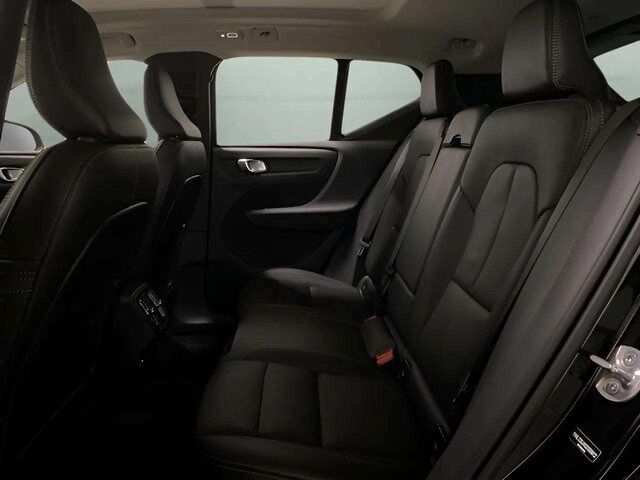 2025 Volvo XC40 B5 Core Dallas TX