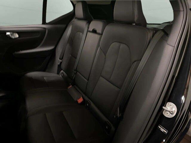 2025 Volvo XC40 B5 Core Dallas TX