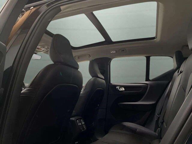 2025 Volvo XC40 B5 Core Dallas TX