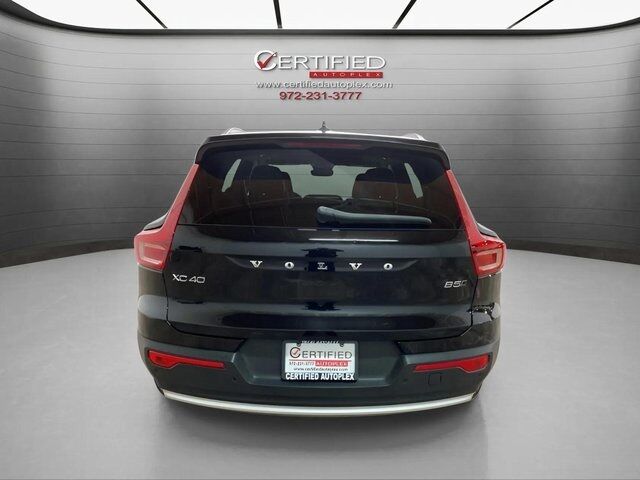 2025 Volvo XC40 B5 Core Dallas TX