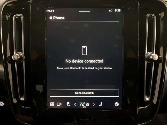 2025 Volvo XC40 B5 Core Dallas TX