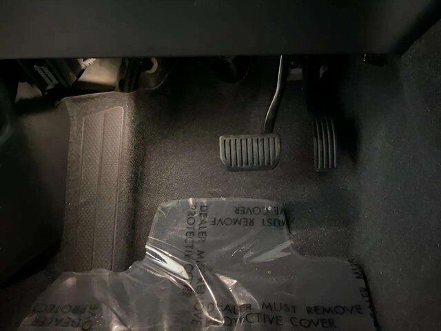 2025 Volvo XC40 B5 Core Dallas TX