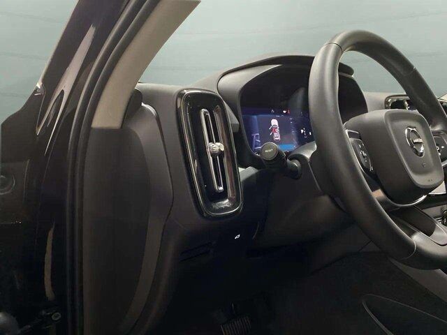 2025 Volvo XC40 B5 Core Dallas TX