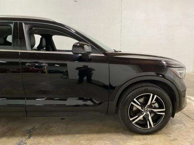 2025 Volvo XC40 B5 Core Dallas TX