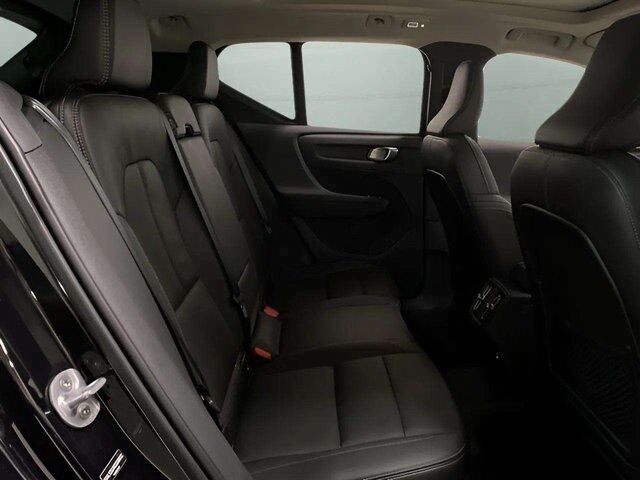 2025 Volvo XC40 B5 Core Dallas TX