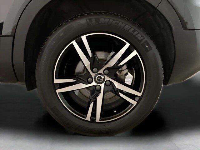 2025 Volvo XC40 B5 Core Dallas TX