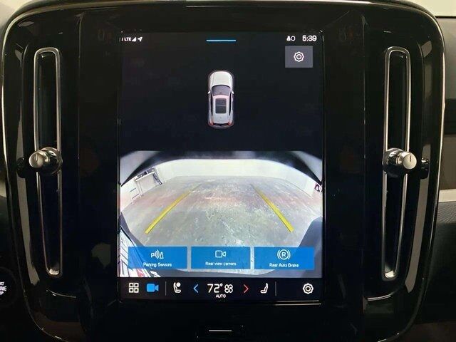 2025 Volvo XC40 B5 Core Dallas TX