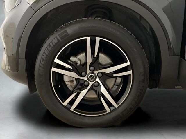 2025 Volvo XC40 B5 Core Dallas TX