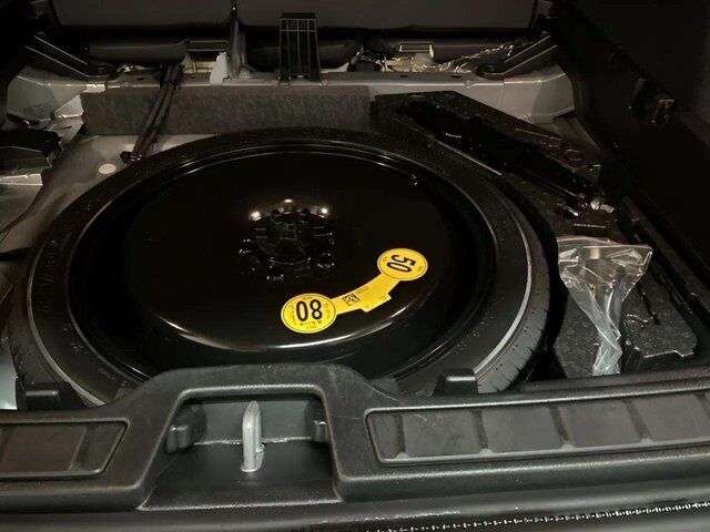 2025 Volvo XC40 B5 Core Dallas TX