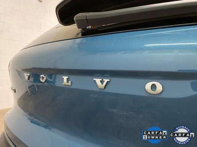 2025 Volvo XC40 B5 Core Dallas TX