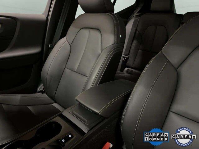 2025 Volvo XC40 B5 Core Dallas TX