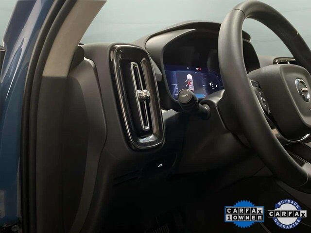 2025 Volvo XC40 B5 Core Dallas TX