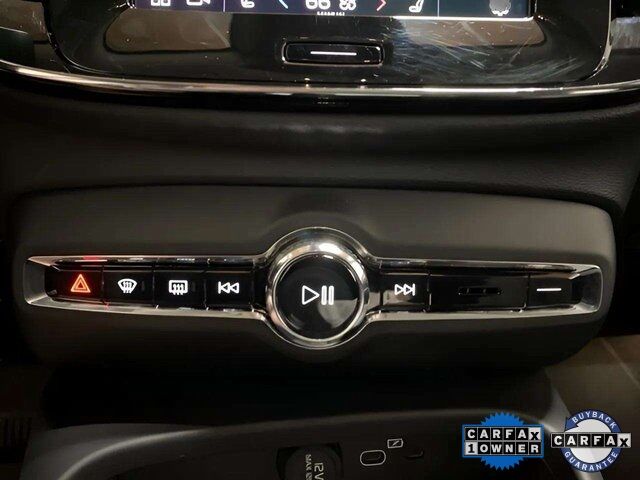 2025 Volvo XC40 B5 Core Dallas TX