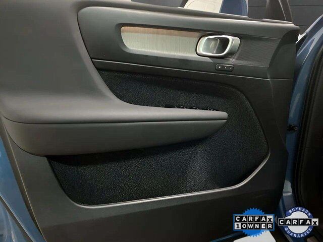 2025 Volvo XC40 B5 Core Dallas TX