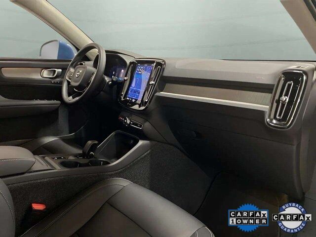 2025 Volvo XC40 B5 Core Dallas TX