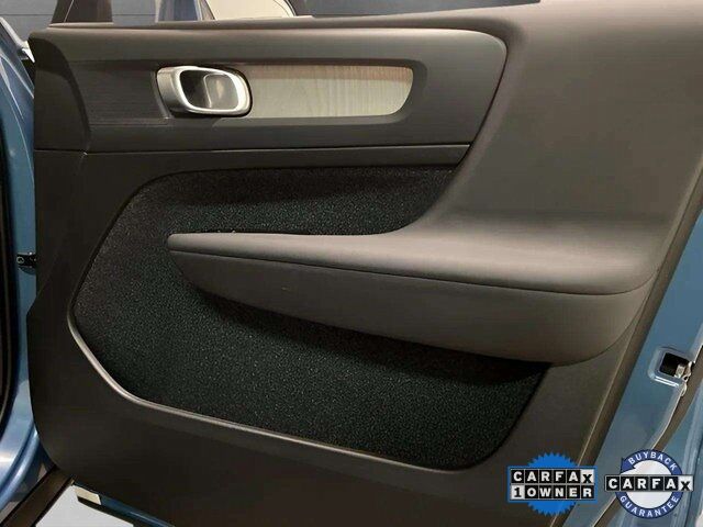 2025 Volvo XC40 B5 Core Dallas TX